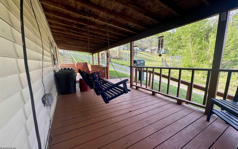 115 Virginia Street, Gassaway, West Virginia 26624, 3 Bedrooms Bedrooms, 7 Rooms Rooms,1 BathroomBathrooms,Single Family Detached,For Sale,Virginia,10164272