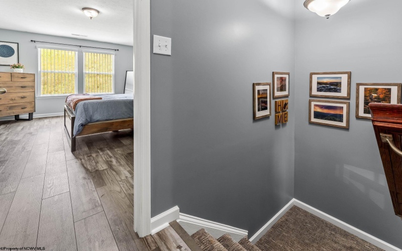 127 Tee Drive, Maidsville, West Virginia 26541, 3 Bedrooms Bedrooms, 8 Rooms Rooms,2 BathroomsBathrooms,Single Family Attached,For Sale,Tee,10164280