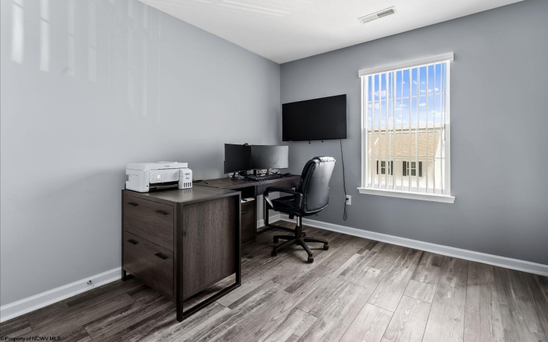 127 Tee Drive, Maidsville, West Virginia 26541, 3 Bedrooms Bedrooms, 8 Rooms Rooms,2 BathroomsBathrooms,Single Family Attached,For Sale,Tee,10164280