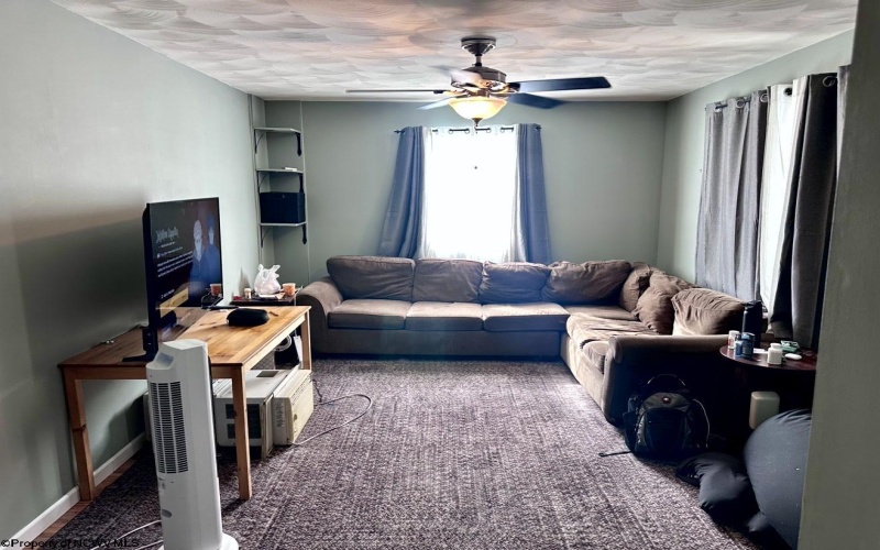 608 Alma Street, Morgantown, West Virginia 26501, 3 Bedrooms Bedrooms, 6 Rooms Rooms,2 BathroomsBathrooms,Single Family Detached,For Sale,Alma,10164290