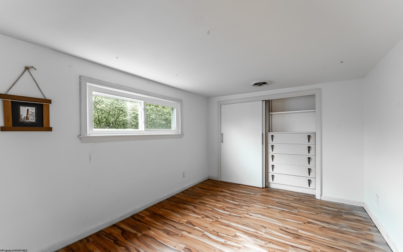 927 Fairfax Drive, Morgantown, West Virginia 26505, 4 Bedrooms Bedrooms, 8 Rooms Rooms,2 BathroomsBathrooms,Single Family Detached,For Sale,Fairfax,10164289