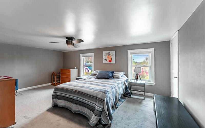 927 Fairfax Drive, Morgantown, West Virginia 26505, 4 Bedrooms Bedrooms, 8 Rooms Rooms,2 BathroomsBathrooms,Single Family Detached,For Sale,Fairfax,10164289