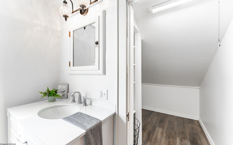 184 Old Furnace Road, Hopwood, Pennsylvania 15445, 3 Bedrooms Bedrooms, 7 Rooms Rooms,2 BathroomsBathrooms,Single Family Detached,For Sale,Old Furnace,10164276