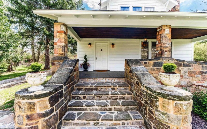 184 Old Furnace Road, Hopwood, Pennsylvania 15445, 3 Bedrooms Bedrooms, 7 Rooms Rooms,2 BathroomsBathrooms,Single Family Detached,For Sale,Old Furnace,10164276