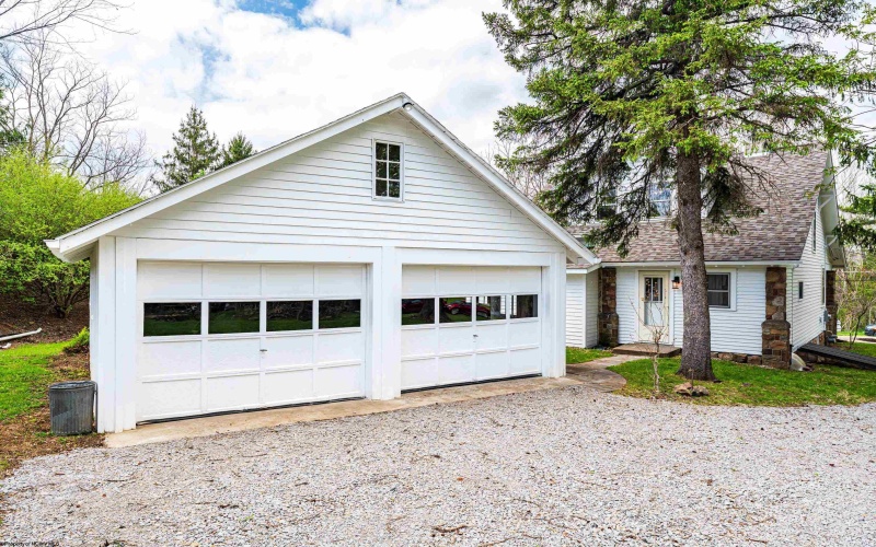 184 Old Furnace Road, Hopwood, Pennsylvania 15445, 3 Bedrooms Bedrooms, 7 Rooms Rooms,2 BathroomsBathrooms,Single Family Detached,For Sale,Old Furnace,10164276