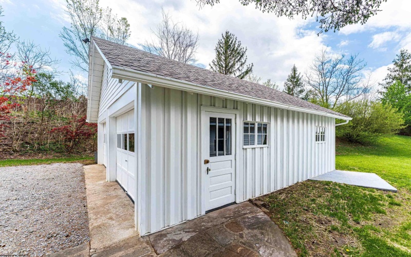 184 Old Furnace Road, Hopwood, Pennsylvania 15445, 3 Bedrooms Bedrooms, 7 Rooms Rooms,2 BathroomsBathrooms,Single Family Detached,For Sale,Old Furnace,10164276