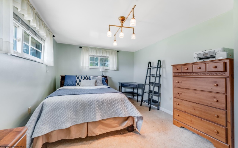 367 Pennsylvania Avenue, Westover, West Virginia 26501, 2 Bedrooms Bedrooms, 8 Rooms Rooms,2 BathroomsBathrooms,Single Family Detached,For Sale,Pennsylvania,10164277