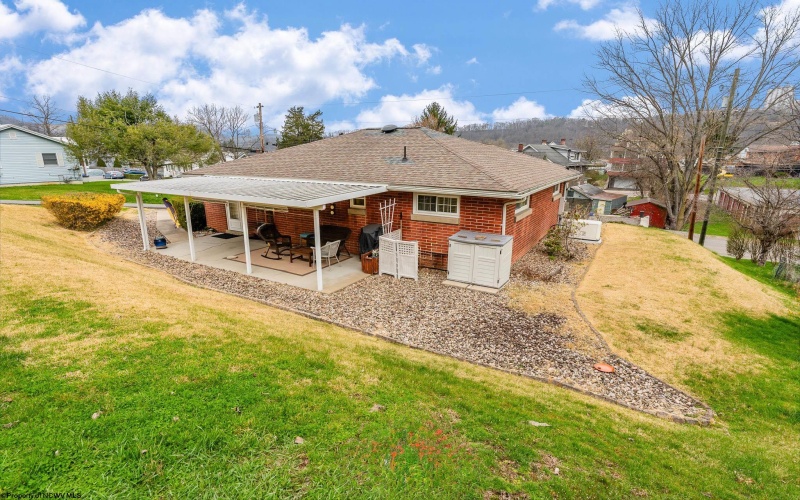 367 Pennsylvania Avenue, Westover, West Virginia 26501, 2 Bedrooms Bedrooms, 8 Rooms Rooms,2 BathroomsBathrooms,Single Family Detached,For Sale,Pennsylvania,10164277