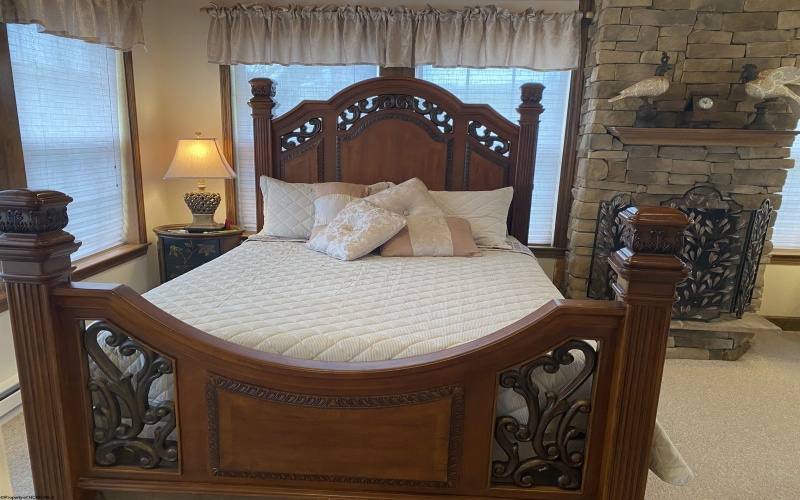 19 Vista Circle, Davis, West Virginia 26260, 3 Bedrooms Bedrooms, 7 Rooms Rooms,2 BathroomsBathrooms,Single Family Detached,For Sale,Vista,10164278