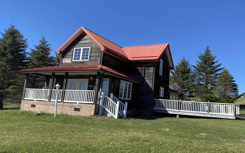 19 Vista Circle, Davis, West Virginia 26260, 3 Bedrooms Bedrooms, 7 Rooms Rooms,2 BathroomsBathrooms,Single Family Detached,For Sale,Vista,10164278