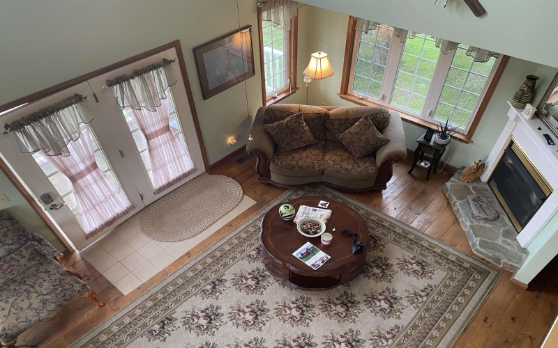 19 Vista Circle, Davis, West Virginia 26260, 3 Bedrooms Bedrooms, 7 Rooms Rooms,2 BathroomsBathrooms,Single Family Detached,For Sale,Vista,10164278