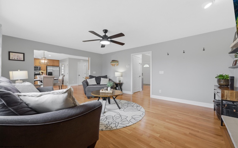 203 Piave Lane, Morgantown, West Virginia 26508, 4 Bedrooms Bedrooms, 9 Rooms Rooms,3 BathroomsBathrooms,Single Family Detached,For Sale,Piave,10164279