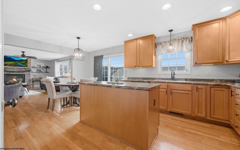 203 Piave Lane, Morgantown, West Virginia 26508, 4 Bedrooms Bedrooms, 9 Rooms Rooms,3 BathroomsBathrooms,Single Family Detached,For Sale,Piave,10164279