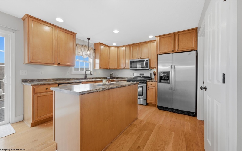 203 Piave Lane, Morgantown, West Virginia 26508, 4 Bedrooms Bedrooms, 9 Rooms Rooms,3 BathroomsBathrooms,Single Family Detached,For Sale,Piave,10164279