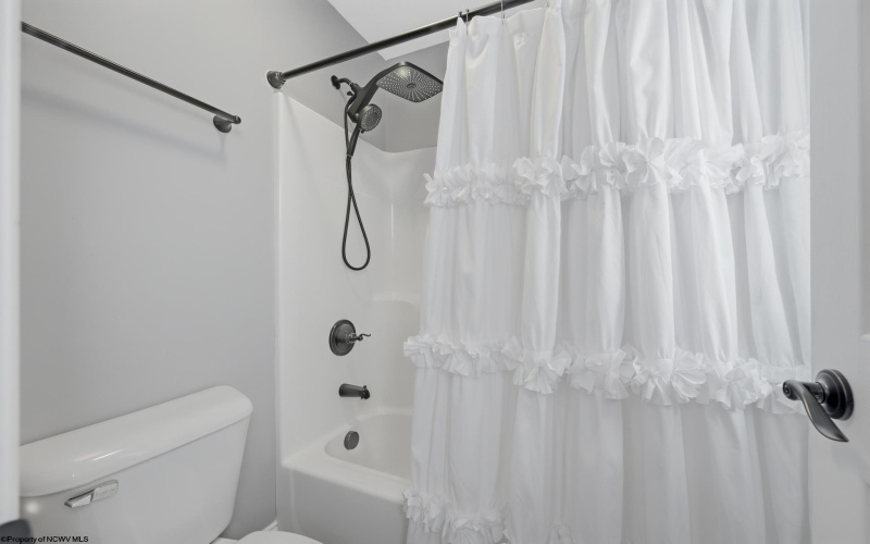 203 Piave Lane, Morgantown, West Virginia 26508, 4 Bedrooms Bedrooms, 9 Rooms Rooms,3 BathroomsBathrooms,Single Family Detached,For Sale,Piave,10164279