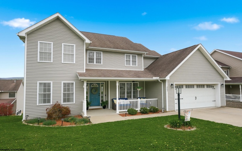 203 Piave Lane, Morgantown, West Virginia 26508, 4 Bedrooms Bedrooms, 9 Rooms Rooms,3 BathroomsBathrooms,Single Family Detached,For Sale,Piave,10164279