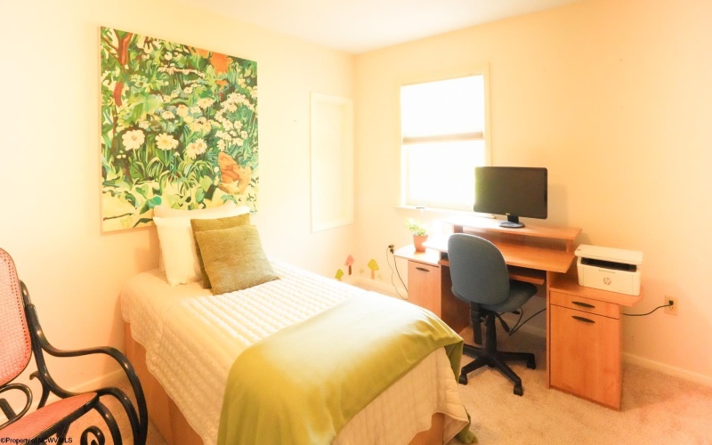 1026 Imperial Drive, Morgantown, West Virginia 26508, 3 Bedrooms Bedrooms, 7 Rooms Rooms,2 BathroomsBathrooms,Single Family Detached,For Sale,Imperial,10164281