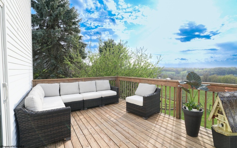 1026 Imperial Drive, Morgantown, West Virginia 26508, 3 Bedrooms Bedrooms, 7 Rooms Rooms,2 BathroomsBathrooms,Single Family Detached,For Sale,Imperial,10164281