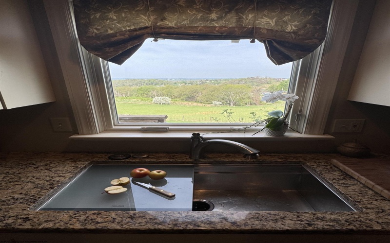 1026 Imperial Drive, Morgantown, West Virginia 26508, 3 Bedrooms Bedrooms, 7 Rooms Rooms,2 BathroomsBathrooms,Single Family Detached,For Sale,Imperial,10164281