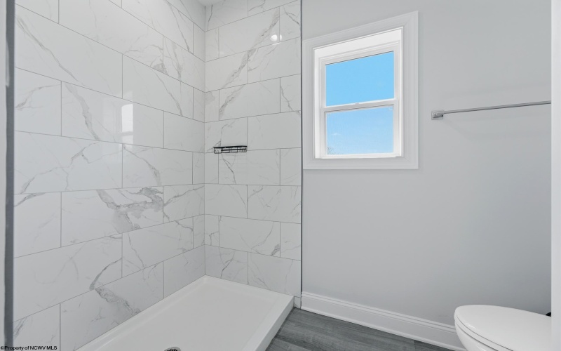 109 Ida Marie Drive, Morgantown, West Virginia 26508, 4 Bedrooms Bedrooms, 8 Rooms Rooms,3 BathroomsBathrooms,Single Family Detached,For Sale,Ida Marie,10164282