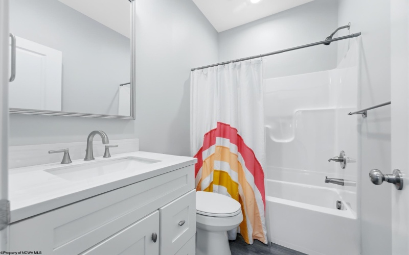 109 Ida Marie Drive, Morgantown, West Virginia 26508, 4 Bedrooms Bedrooms, 8 Rooms Rooms,3 BathroomsBathrooms,Single Family Detached,For Sale,Ida Marie,10164282