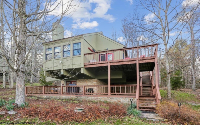 213 Treetop Lane, Davis, West Virginia 26260, 3 Bedrooms Bedrooms, 6 Rooms Rooms,3 BathroomsBathrooms,Single Family Detached,For Sale,Treetop,10164283