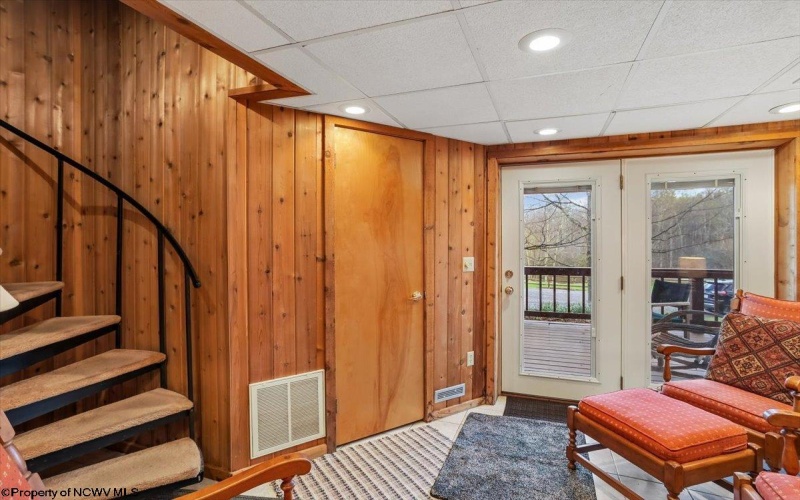 213 Treetop Lane, Davis, West Virginia 26260, 3 Bedrooms Bedrooms, 6 Rooms Rooms,3 BathroomsBathrooms,Single Family Detached,For Sale,Treetop,10164283