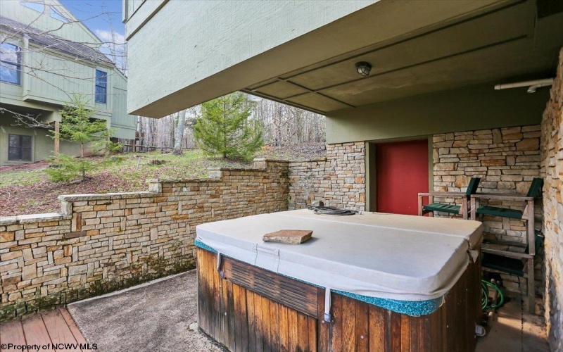 213 Treetop Lane, Davis, West Virginia 26260, 3 Bedrooms Bedrooms, 6 Rooms Rooms,3 BathroomsBathrooms,Single Family Detached,For Sale,Treetop,10164283