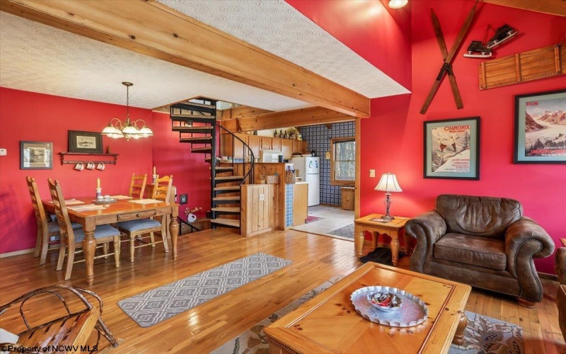 213 Treetop Lane, Davis, West Virginia 26260, 3 Bedrooms Bedrooms, 6 Rooms Rooms,3 BathroomsBathrooms,Single Family Detached,For Sale,Treetop,10164283