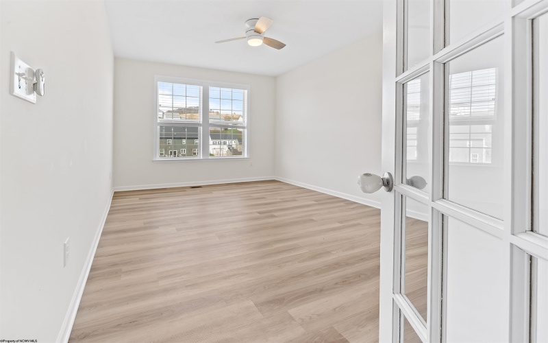 865 Hidden View Way, Morgantown, West Virginia 26508, 5 Bedrooms Bedrooms, 11 Rooms Rooms,3 BathroomsBathrooms,Single Family Detached,For Sale,Hidden View,10164284