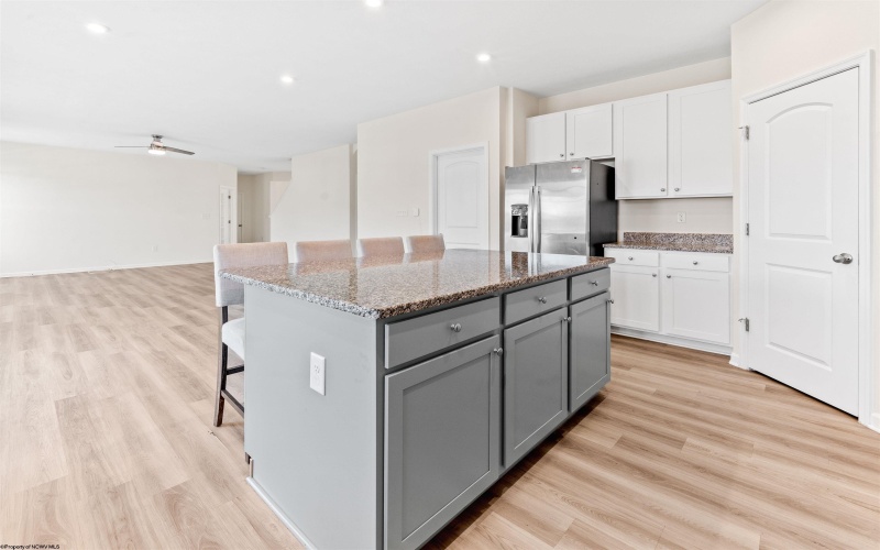 865 Hidden View Way, Morgantown, West Virginia 26508, 5 Bedrooms Bedrooms, 11 Rooms Rooms,3 BathroomsBathrooms,Single Family Detached,For Sale,Hidden View,10164284