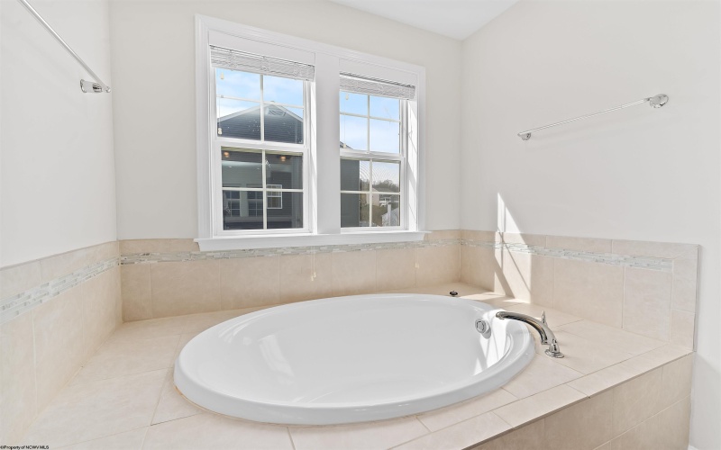 865 Hidden View Way, Morgantown, West Virginia 26508, 5 Bedrooms Bedrooms, 11 Rooms Rooms,3 BathroomsBathrooms,Single Family Detached,For Sale,Hidden View,10164284