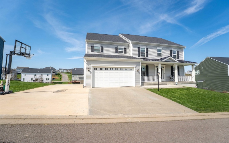 865 Hidden View Way, Morgantown, West Virginia 26508, 5 Bedrooms Bedrooms, 11 Rooms Rooms,3 BathroomsBathrooms,Single Family Detached,For Sale,Hidden View,10164284