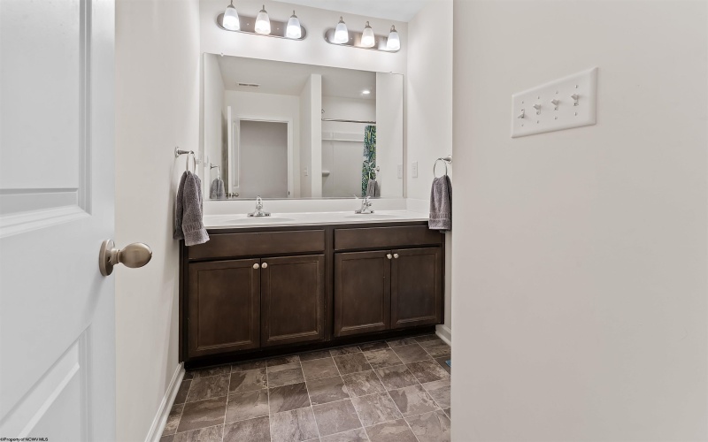 865 Hidden View Way, Morgantown, West Virginia 26508, 5 Bedrooms Bedrooms, 11 Rooms Rooms,3 BathroomsBathrooms,Single Family Detached,For Sale,Hidden View,10164284