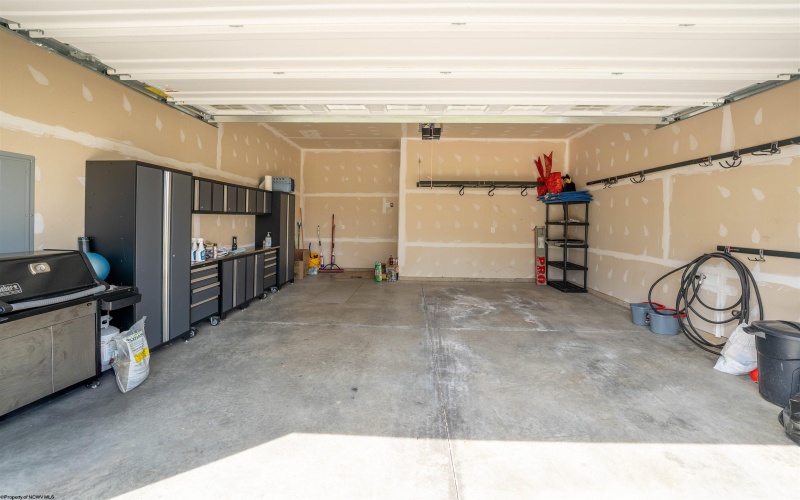 865 Hidden View Way, Morgantown, West Virginia 26508, 5 Bedrooms Bedrooms, 11 Rooms Rooms,3 BathroomsBathrooms,Single Family Detached,For Sale,Hidden View,10164284