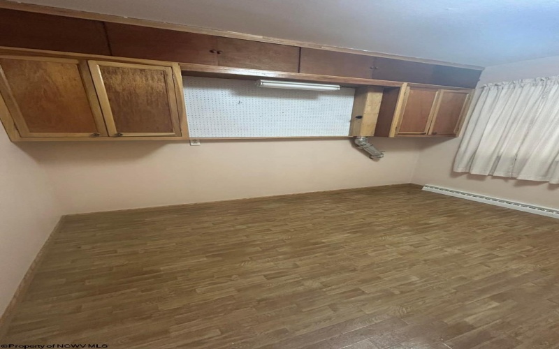 1 Ambrose Street, Buckhannon, West Virginia 26201, 3 Bedrooms Bedrooms, 7 Rooms Rooms,1 BathroomBathrooms,Single Family Detached,For Sale,Ambrose,10164285