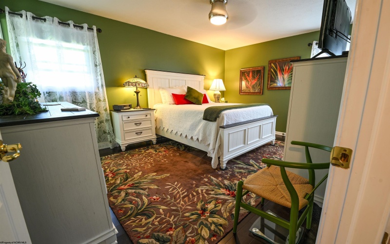 116 Rosewood Avenue, Fairmont, West Virginia 26554, 3 Bedrooms Bedrooms, 7 Rooms Rooms,2 BathroomsBathrooms,Single Family Detached,For Sale,Rosewood,10164286