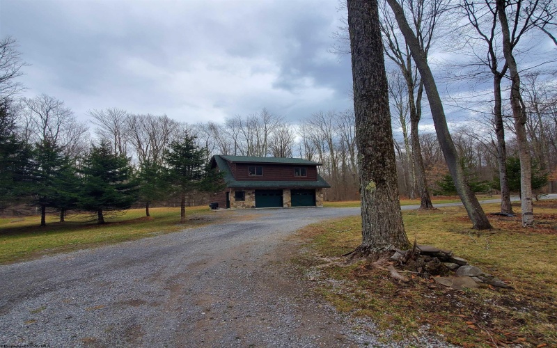 118 Bobcat Road, Davis, West Virginia 26260, 3 Bedrooms Bedrooms, 7 Rooms Rooms,1 BathroomBathrooms,Single Family Detached,For Sale,Bobcat,10164287