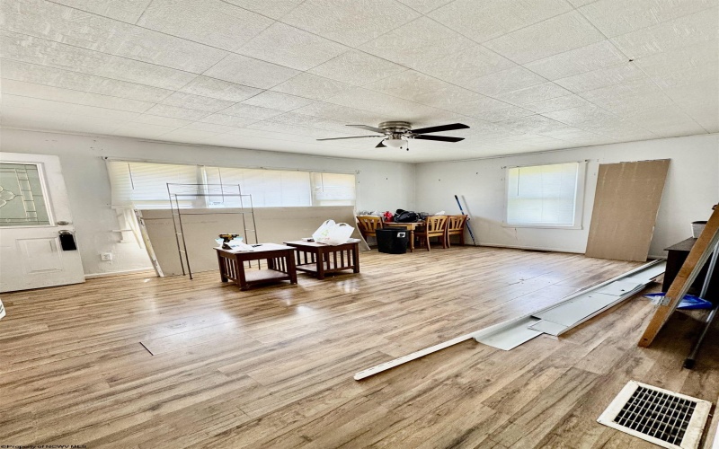 150 Minnich Street, Weston, West Virginia 26452, 2 Bedrooms Bedrooms, 6 Rooms Rooms,1 BathroomBathrooms,Single Family Detached,For Sale,Minnich,10164306