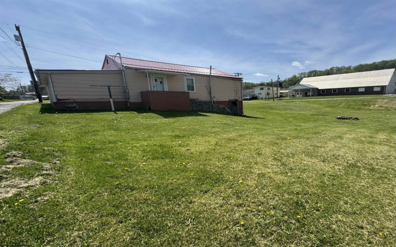 150 Minnich Street, Weston, West Virginia 26452, 2 Bedrooms Bedrooms, 6 Rooms Rooms,1 BathroomBathrooms,Single Family Detached,For Sale,Minnich,10164306