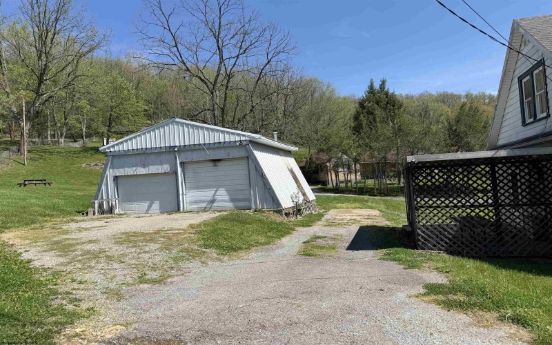 1830 Pearlman Avenue, Clarksburg, West Virginia 26301, 3 Bedrooms Bedrooms, 5 Rooms Rooms,2 BathroomsBathrooms,Single Family Detached,For Sale,Pearlman,10164302