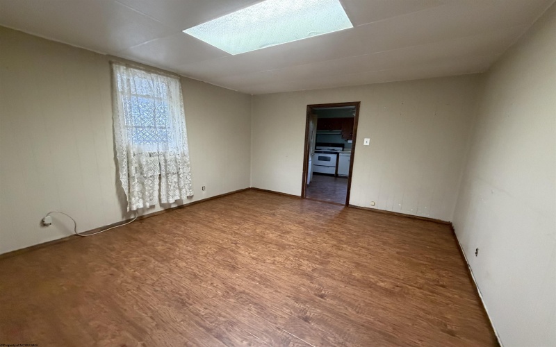 1830 Pearlman Avenue, Clarksburg, West Virginia 26301, 3 Bedrooms Bedrooms, 5 Rooms Rooms,2 BathroomsBathrooms,Single Family Detached,For Sale,Pearlman,10164302