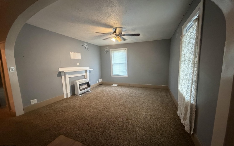 1830 Pearlman Avenue, Clarksburg, West Virginia 26301, 3 Bedrooms Bedrooms, 5 Rooms Rooms,2 BathroomsBathrooms,Single Family Detached,For Sale,Pearlman,10164302