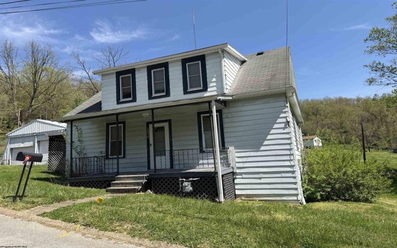 1830 Pearlman Avenue, Clarksburg, West Virginia 26301, 3 Bedrooms Bedrooms, 5 Rooms Rooms,2 BathroomsBathrooms,Single Family Detached,For Sale,Pearlman,10164302