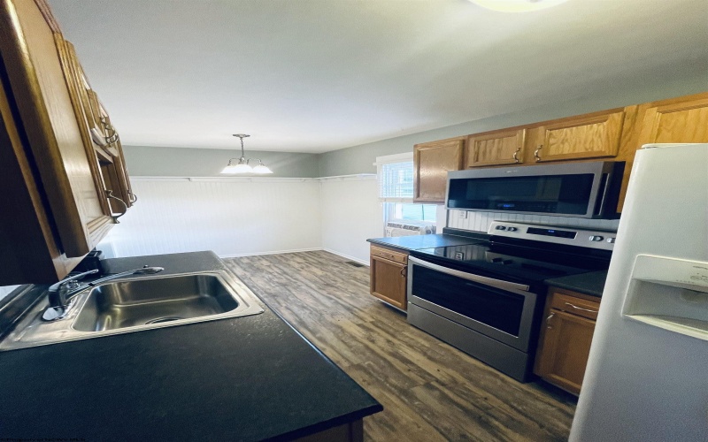 603 1/2 Pike Street, Barrackville, West Virginia 26559, 2 Bedrooms Bedrooms, 6 Rooms Rooms,1 BathroomBathrooms,Single Family Detached,For Sale,Pike,10164304