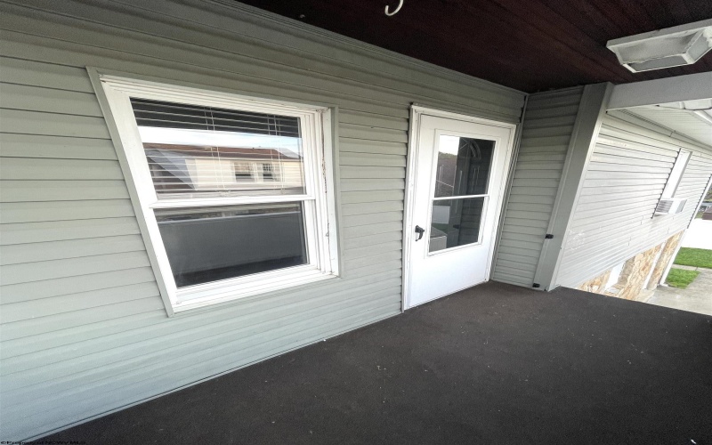 603 1/2 Pike Street, Barrackville, West Virginia 26559, 2 Bedrooms Bedrooms, 6 Rooms Rooms,1 BathroomBathrooms,Single Family Detached,For Sale,Pike,10164304