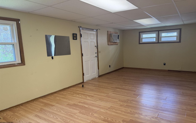 53 Rebecca Street, Shinnston, West Virginia 26431, 3 Bedrooms Bedrooms, 6 Rooms Rooms,2 BathroomsBathrooms,Single Family Detached,For Sale,Rebecca,10164305