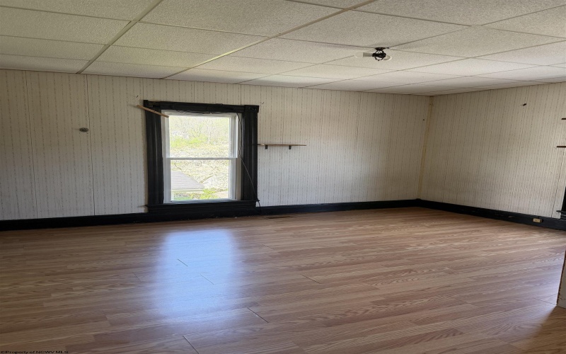 53 Rebecca Street, Shinnston, West Virginia 26431, 3 Bedrooms Bedrooms, 6 Rooms Rooms,2 BathroomsBathrooms,Single Family Detached,For Sale,Rebecca,10164305