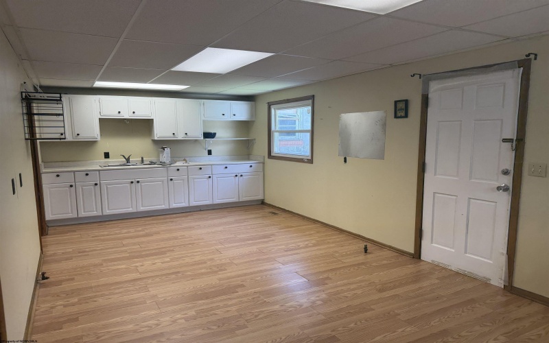 53 Rebecca Street, Shinnston, West Virginia 26431, 3 Bedrooms Bedrooms, 6 Rooms Rooms,2 BathroomsBathrooms,Single Family Detached,For Sale,Rebecca,10164305