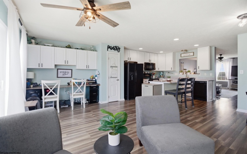 221 Birds Eye View Drive, Morgantown, West Virginia 26501, 3 Bedrooms Bedrooms, 6 Rooms Rooms,2 BathroomsBathrooms,Single Family Attached,For Sale,Birds Eye View,10164336